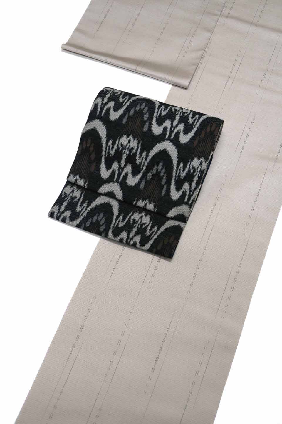 紬（十日町紬（Washable対応）：淡茶鼠：光風霽月）