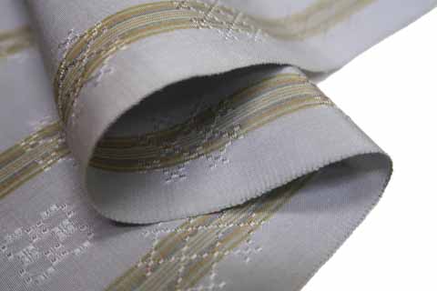 紬の生地の裏表