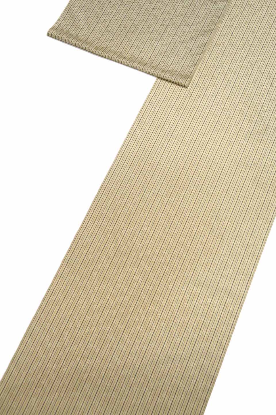 米沢紬（もじり織り：淡黄緑鼠：両子持ち縞に透かし柄の蜻蛉）