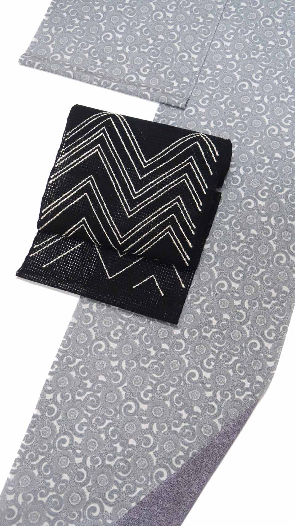 江戸小紋（両面染め：銀鼠と濃紫：菊唐草と家内安全）