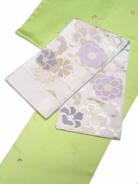 帯をコーディネート