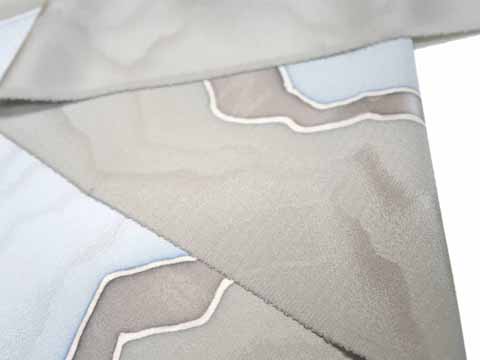 紋意匠縮緬（絹100% 39cm×13.2m）の拡大図