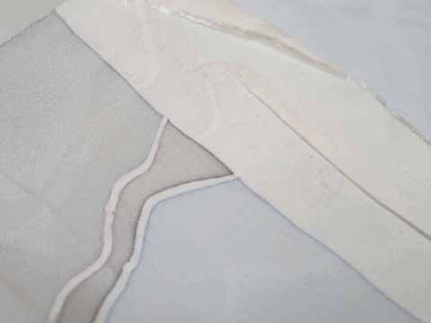 紋意匠縮緬（絹100% 39cm×13.2m）の検印