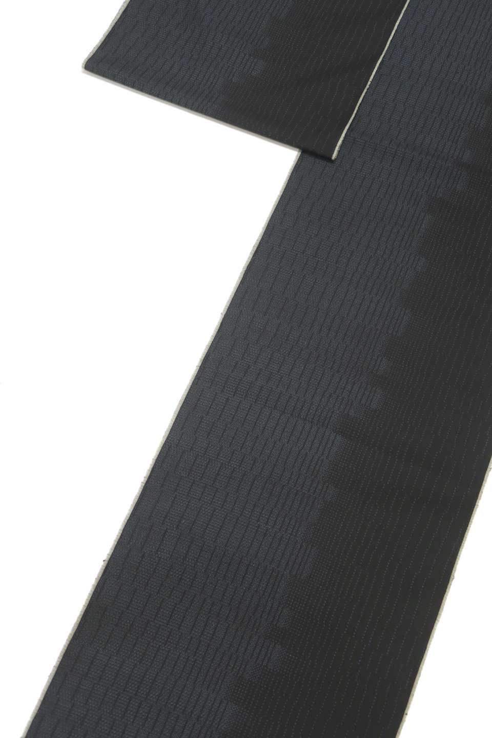 結城（本場結城紬：本藍：滝縞崩し）