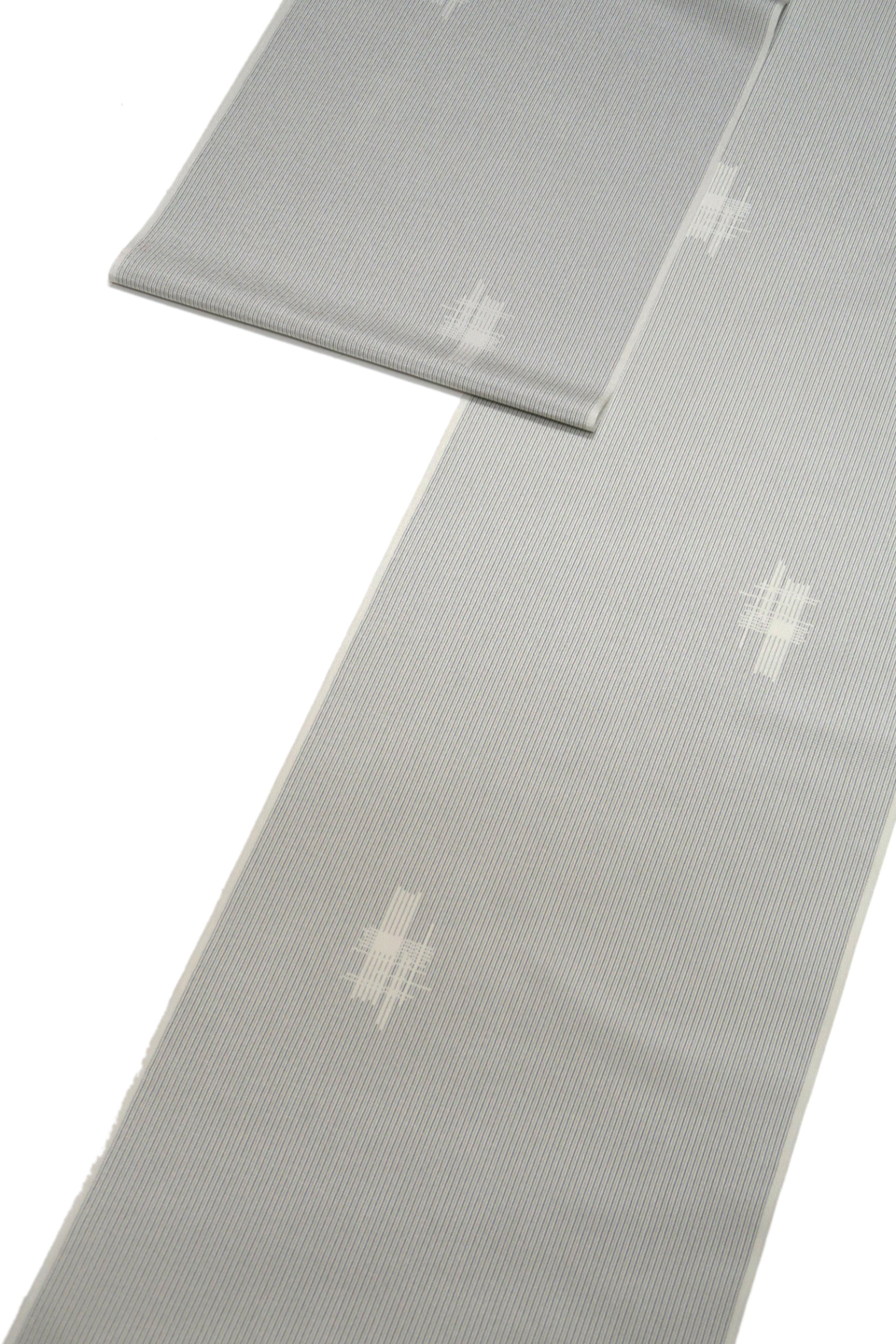 塩沢絣（十日町織物：白雪：大小縞に井桁）