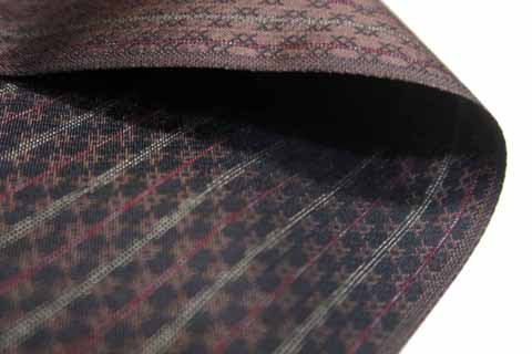 米沢織の生地の拡大画像