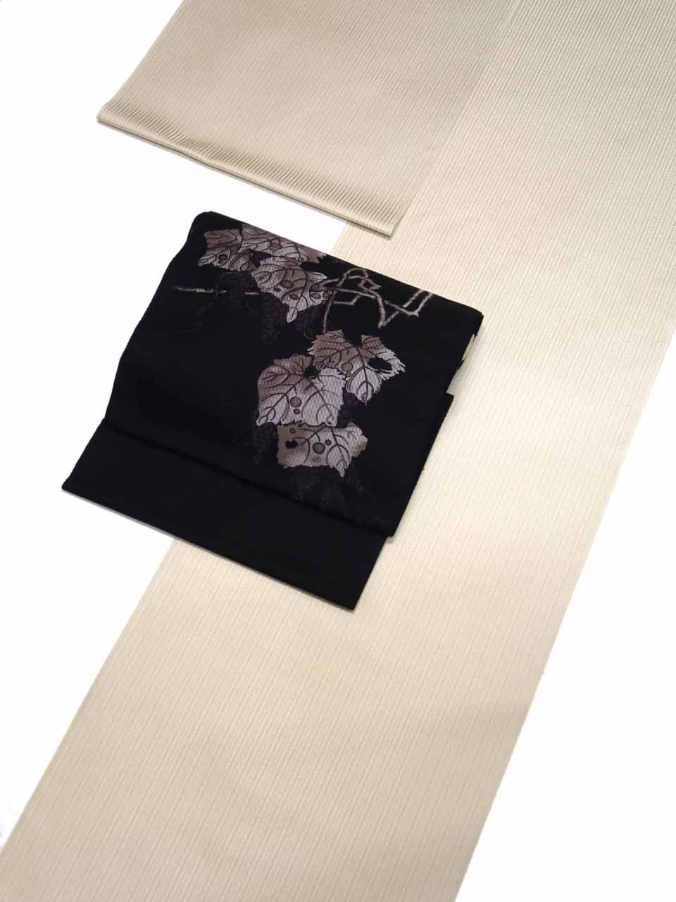 御召縮緬（西陣織柳条御召：薄黄鼠：大名縞）