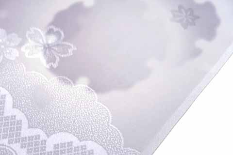 長襦袢の文様（雪輪雲四君子紋）