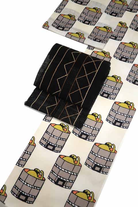 染め浴衣（据風呂繋（すえぶろつな）ぎ）に合わせる帯